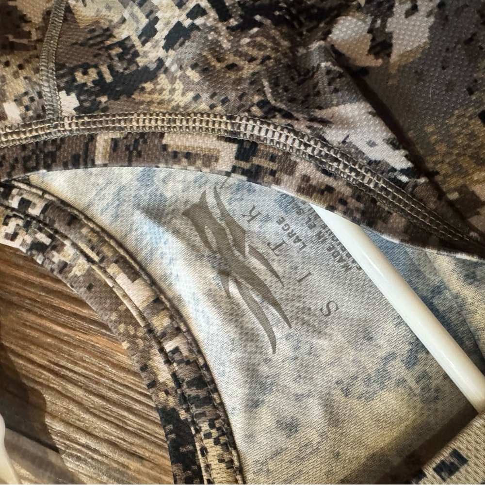 Sitka Elevated Lightweight Shirt - image 2